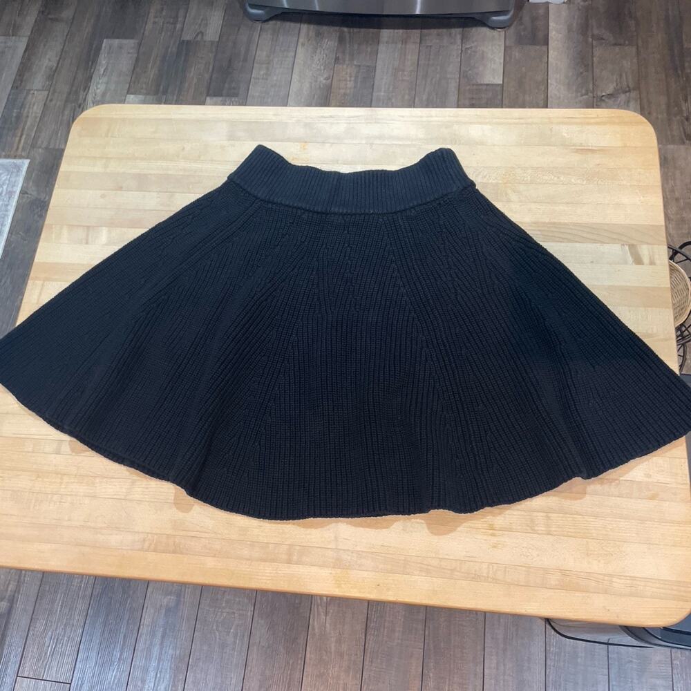 Gap True Black Fit & Flare Sweater Knit Skirt Cotton M Skater Grunge Whimsigoth